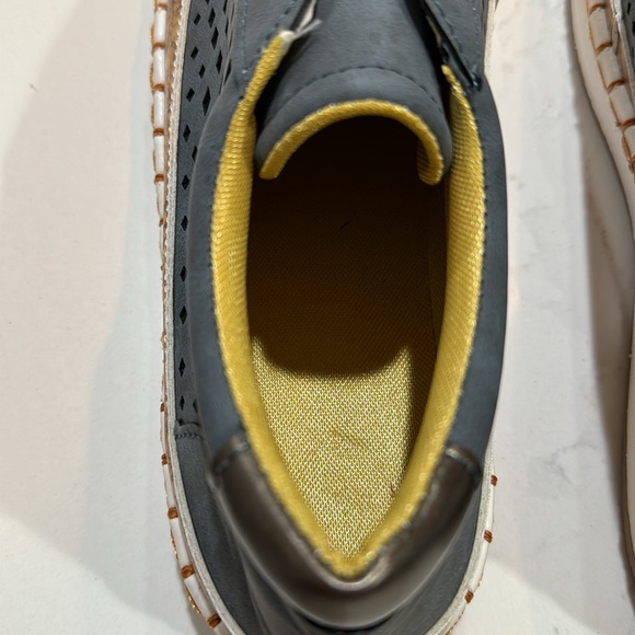 Unbranded Slip On Shoes - Picture 5 of 7